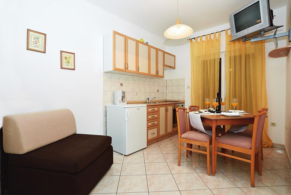 Apartments Lucija Sukošan Kültér fotó